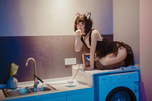 [Célébrité Internet COSER photo] yuuhui Yuhui - jupe noire à tête de chat