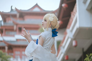 [Foto COSER selebriti internet] Blogger anime Feng Jiangjiang v - saber cheongsam