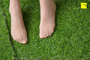 Huahua "Classic Little Feet" [Iss aan IESS] Silky Foot Bento 210
